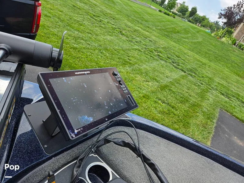 Slide: The Image of Skeeter FX20 2015 - 15605821