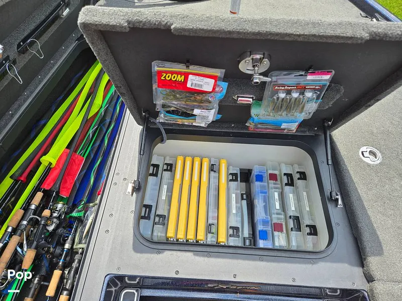 Slide: The Image of Skeeter FX20 2015 - 15605845