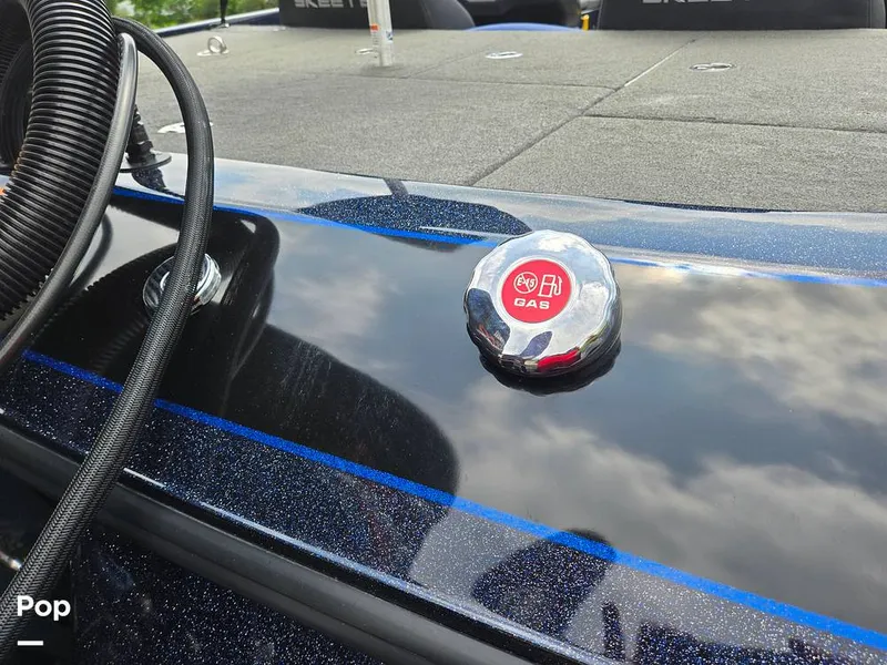 Slide: The Image of Skeeter FX20 2015 - 15605863