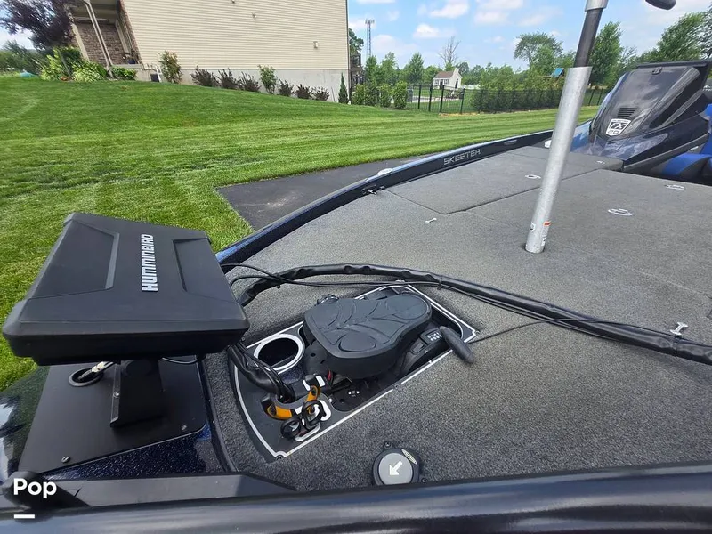 Slide: The Image of Skeeter FX20 2015 - 15605819