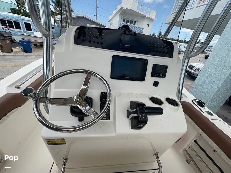 Slide: The Image of Pioneer 222 Sportfish 2022 - 15650216