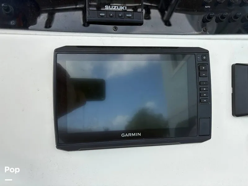 Slide: The Image of Pioneer 222 Sportfish 2022 - 15654942