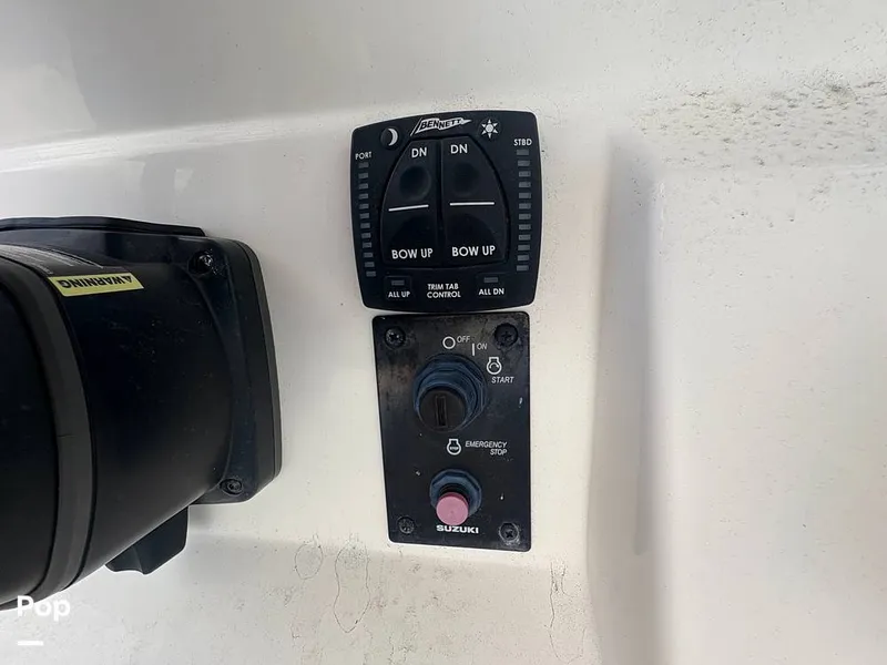 Slide: The Image of Pioneer 222 Sportfish 2022 - 15654947