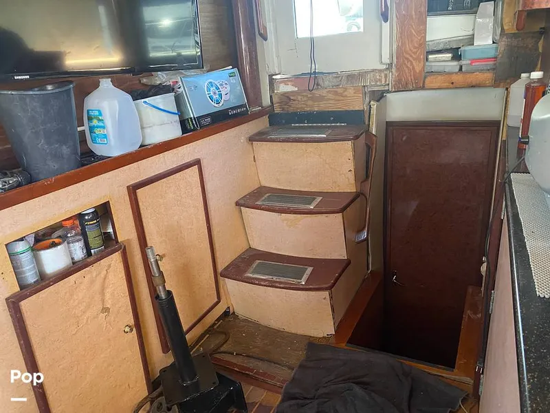 Slide: The Image of Matthews Voyager 1973 - 15780099