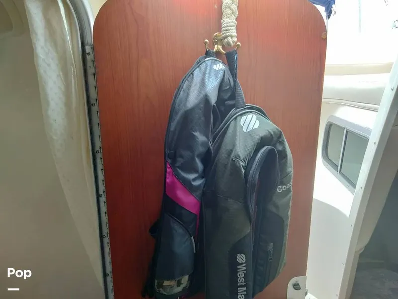 Slide: The Image of Hanging Locker - 15661189