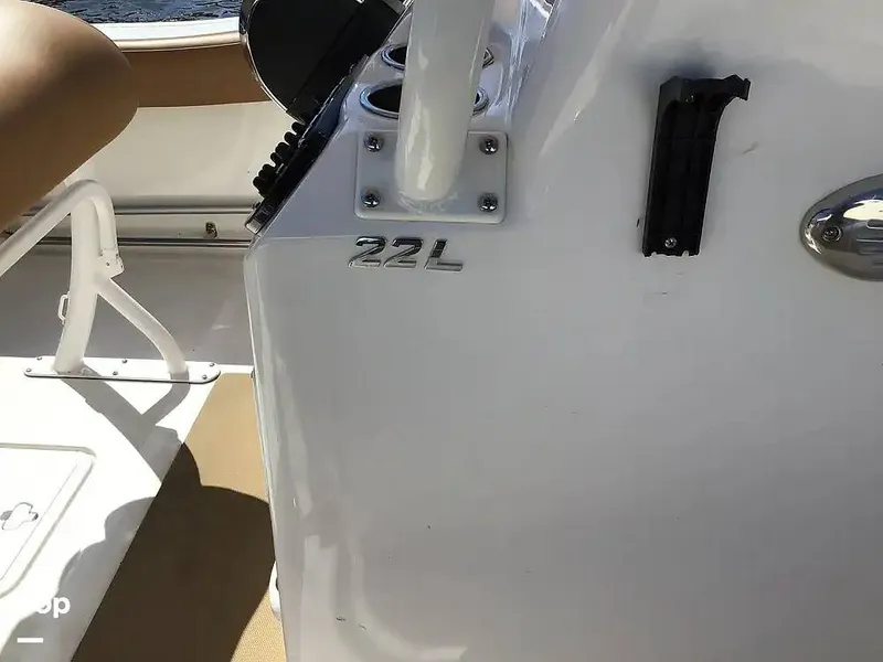 Slide: The Image of NauticStar 22L 2023 - 15574217