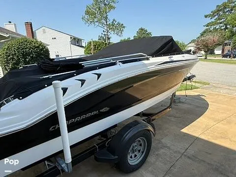 Slide: The Image of Chaparral H20 19 Fish & Ski 2016 - 16547544