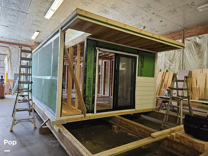 Slide: The Image of East Coast Houseboats Freedom 40 2025 - 15577861