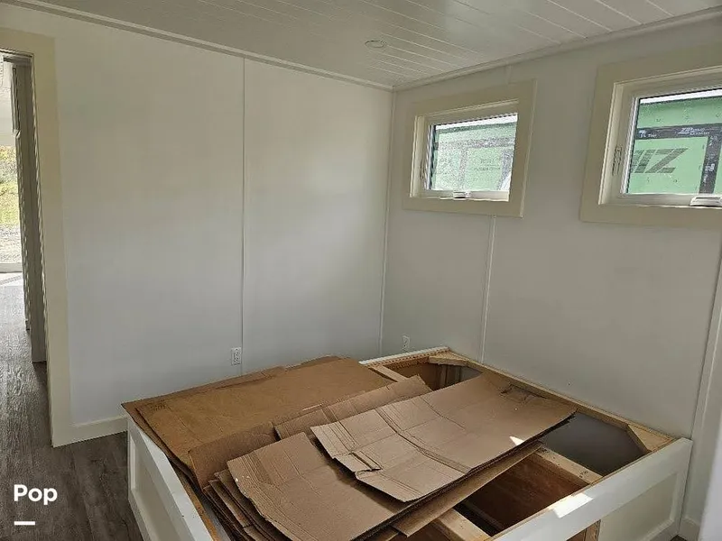 Slide: The Image of East Coast Houseboats Freedom 40 2025 - 15967367