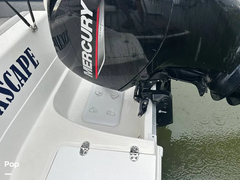 Slide: The Image of Hurricane SS 192 RL 2022 - 15642896