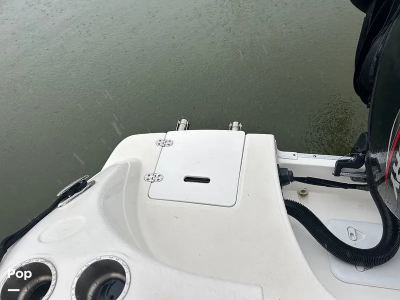 Slide: The Image of Hurricane SS 192 RL 2022 - 15642899