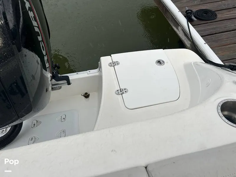 Slide: The Image of Hurricane SS 192 RL 2022 - 15642902