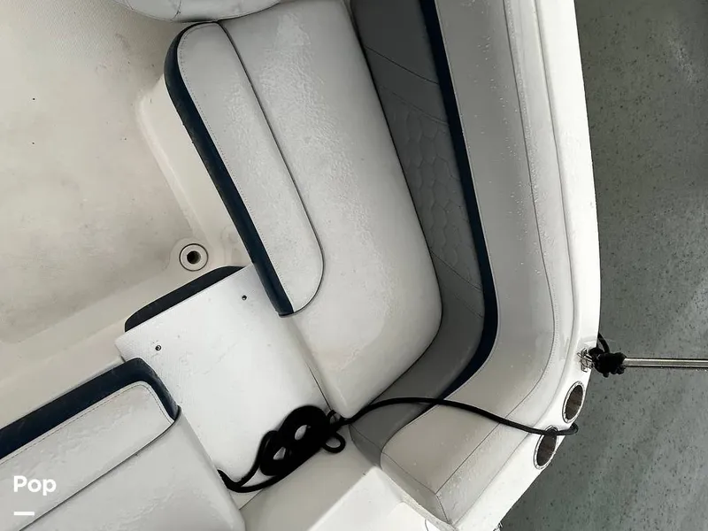 Slide: The Image of Hurricane SS 192 RL 2022 - 15642912