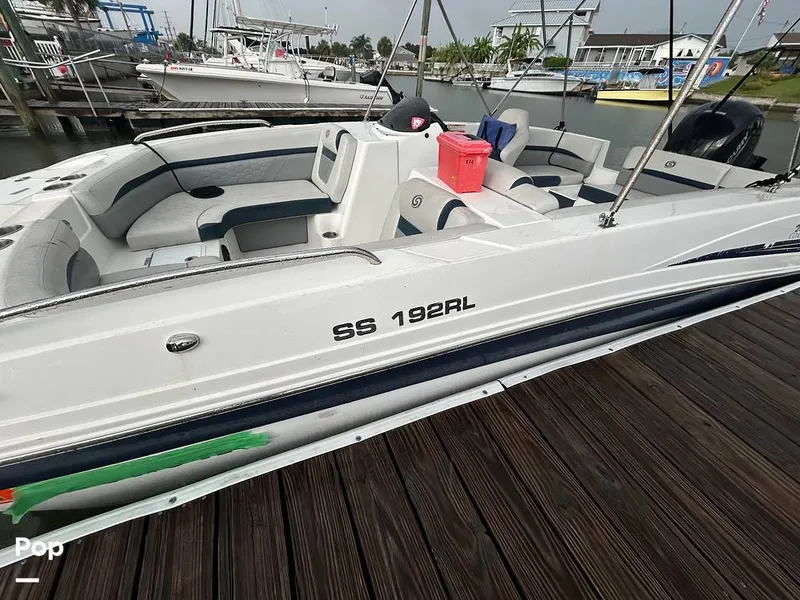 Slide: The Image of Hurricane SS 192 RL 2022 - 15642889