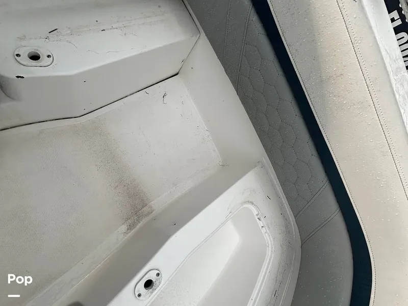 Slide: The Image of Hurricane SS 192 RL 2022 - 15633587