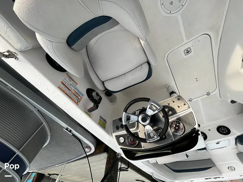 Slide: The Image of Hurricane SS 192 RL 2022 - 15633577