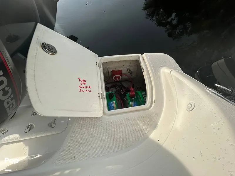 Slide: The Image of Hurricane SS 192 RL 2022 - 15633562