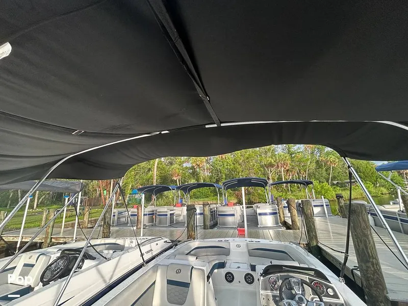 Slide: The Image of Hurricane SS 192 RL 2022 - 15633567