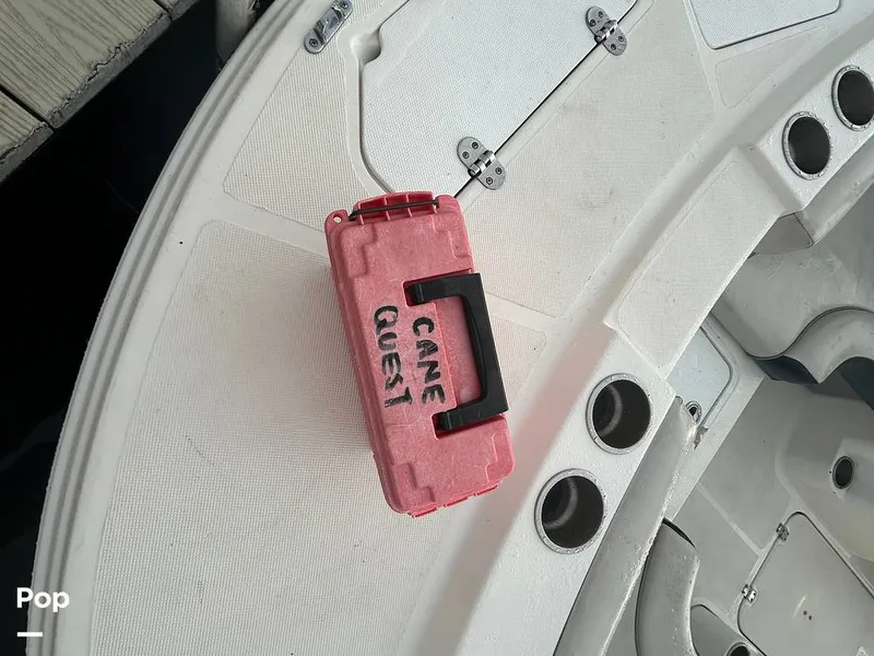 Slide: The Image of Hurricane SS 192 RL 2022 - 15633544