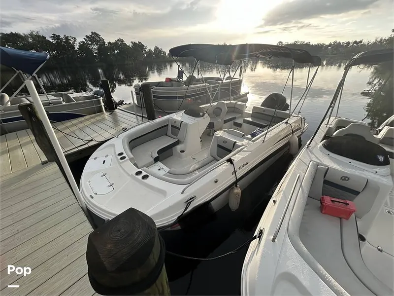 Slide: The Image of Hurricane SS 192 RL 2022 - 15633545