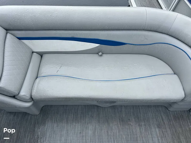 Slide: The Image of Bennington 22S 2023 - 15634065