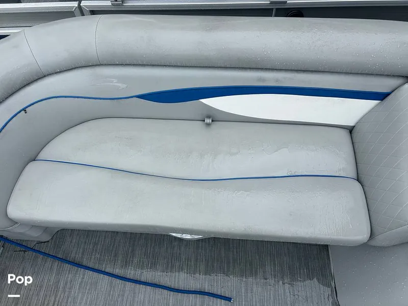 Slide: The Image of Bennington 22S 2023 - 15634067