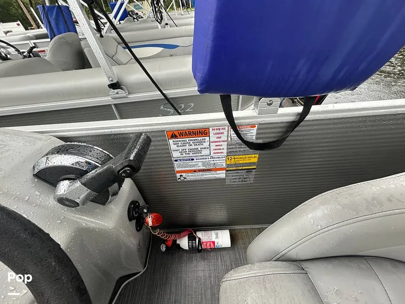 Slide: The Image of Bennington 22S 2023 - 15634056