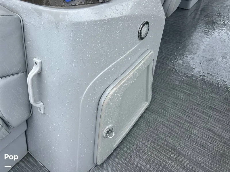 Slide: The Image of Bennington 22S 2023 - 15634069