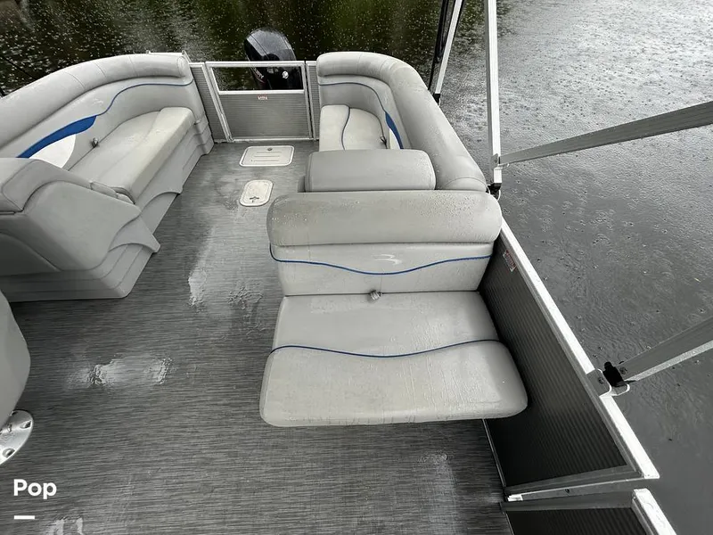 Slide: The Image of Bennington 22S 2023 - 15634052