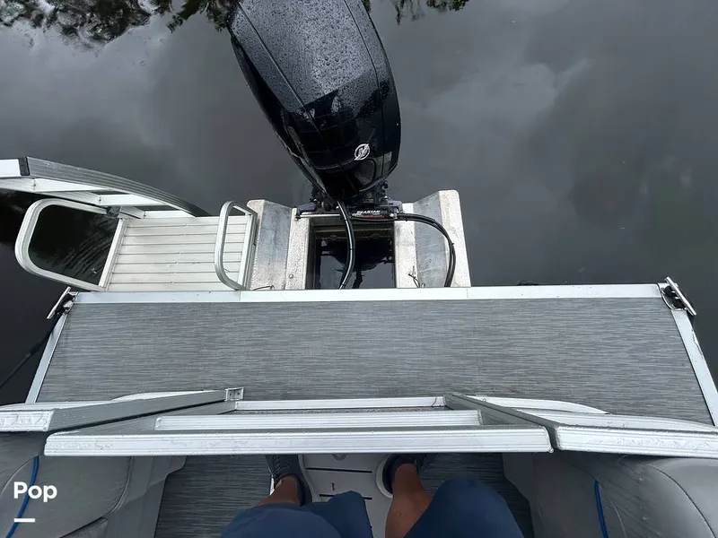 Slide: The Image of Bennington 22S 2023 - 15634038