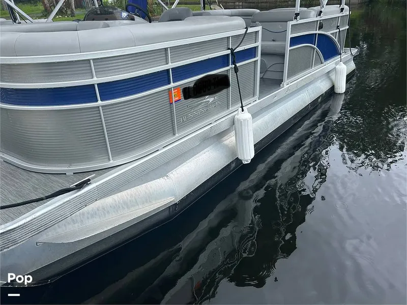 Slide: The Image of Bennington 22S 2023 - 15634071