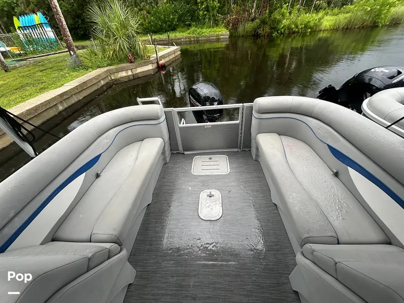 Slide: The Image of Bennington 22 SSR 2023 - 15633717