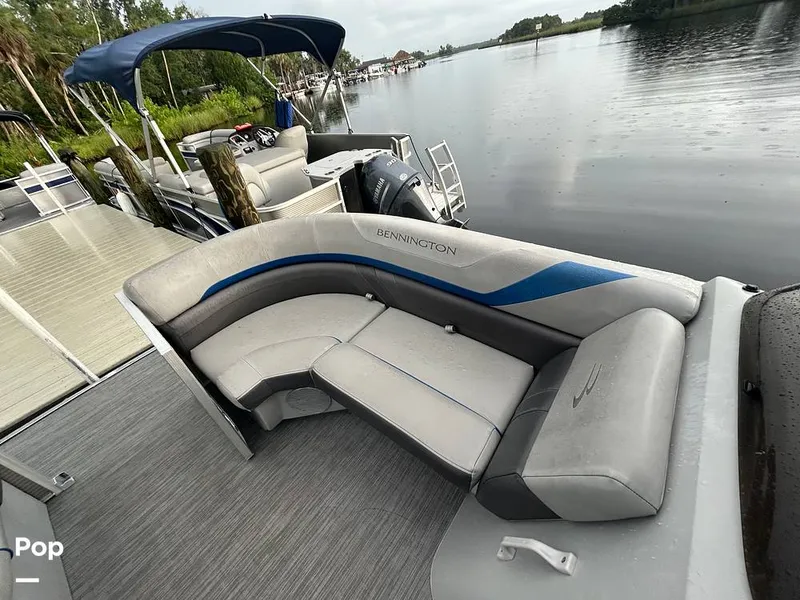 Slide: The Image of Bennington 22 SS 2023 - 15628921