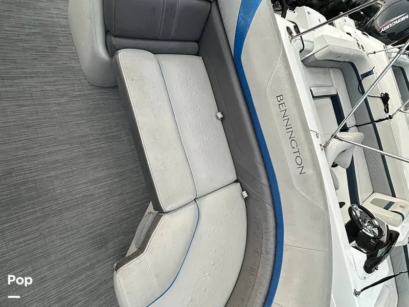 Slide: The Image of Bennington 22 SS 2023 - 15628924