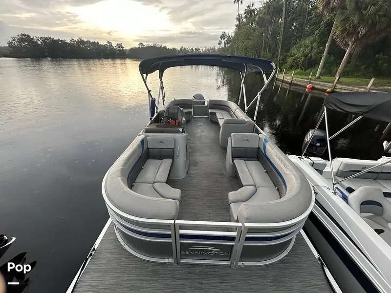 Slide: The Image of Bennington 22 SS 2023 - 15628933