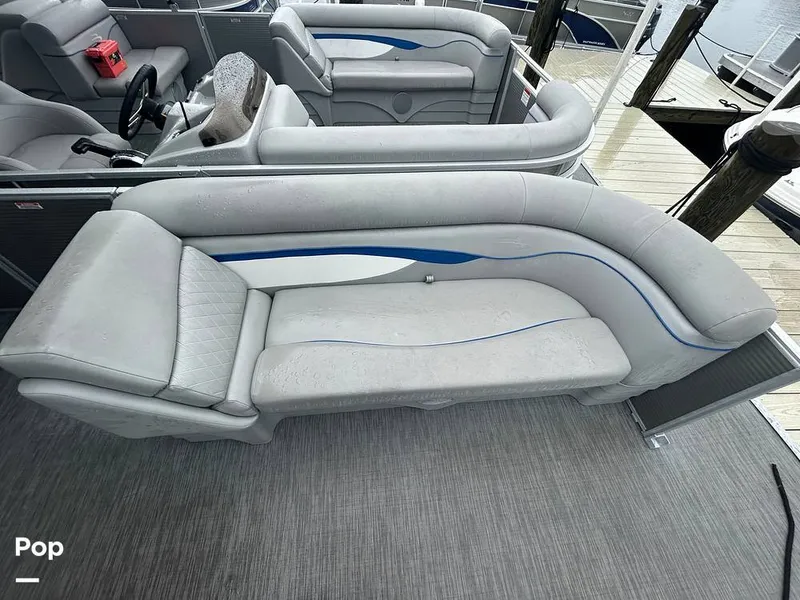 Slide: The Image of Bennington 22 SS 2023 - 15633889