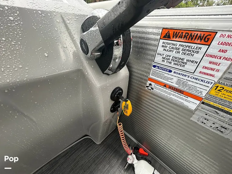 Slide: The Image of Bennington 22 SS 2023 - 15633884