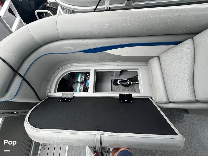 Slide: The Image of Bennington 22 SS 2023 - 15633865