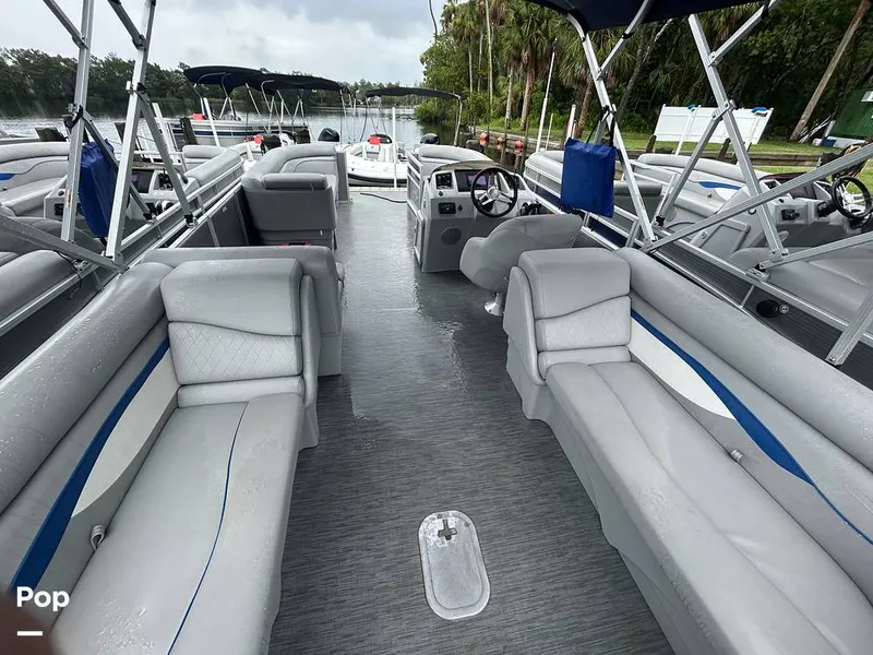 Slide: The Image of Bennington 22 SS 2023 - 15633862