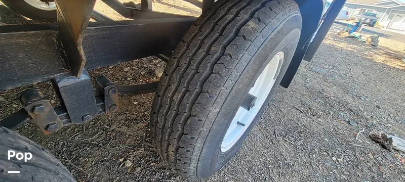 Slide: The Image of Hurricane 187 SD 2017 - 15606690