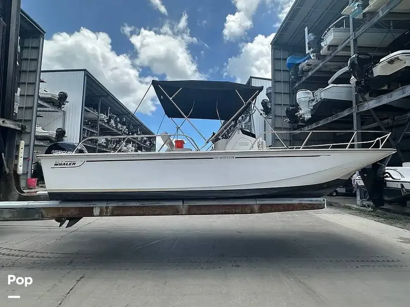 The Image of Boston Whaler 210 Montauk 2024 - 16452175