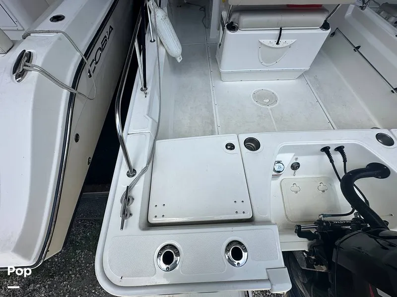 Slide: The Image of Boston Whaler 210 Montauk 2024 - 15585017