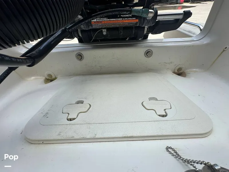 Slide: The Image of Boston Whaler 210 Montauk 2024 - 15585020