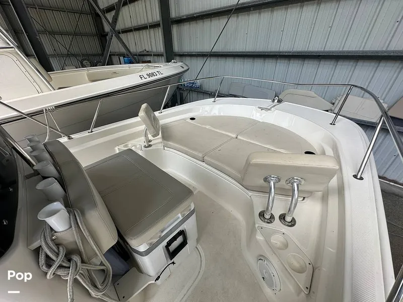 Slide: The Image of Boston Whaler 210 Montauk 2024 - 15585074