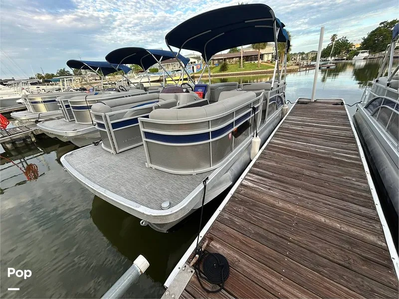 Slide: The Image of Bennington 22 S 2023 - 15678639