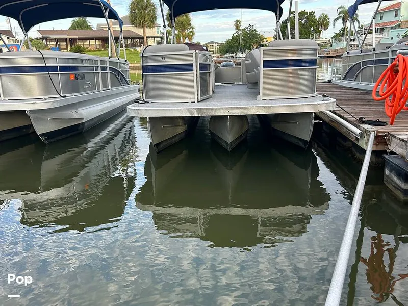 Slide: The Image of Bennington 22 S 2023 - 15678637