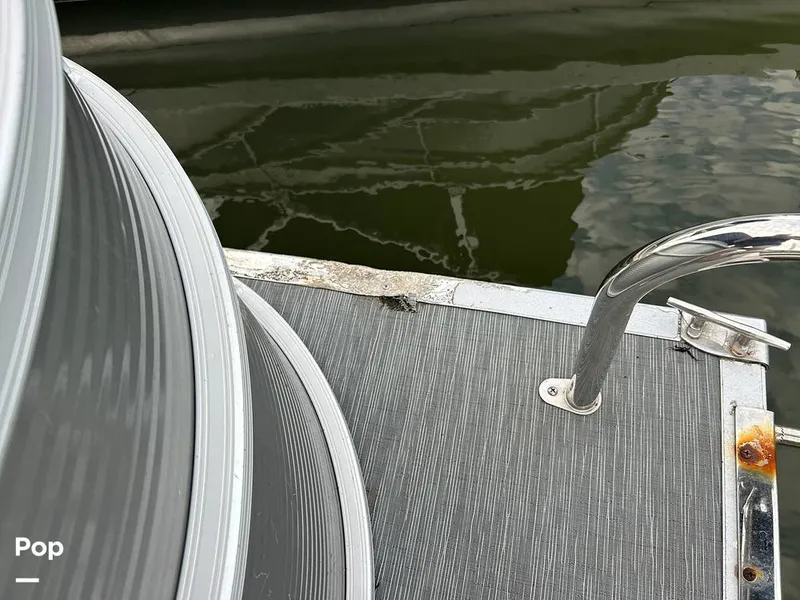 Slide: The Image of Bennington 22 S 2023 - 15678651