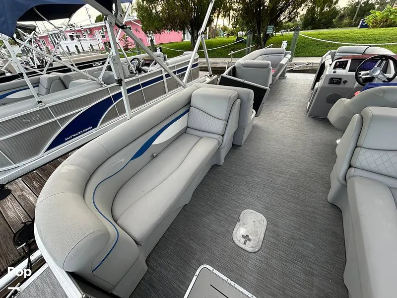 Slide: The Image of Bennington 22 S 2023 - 15678655