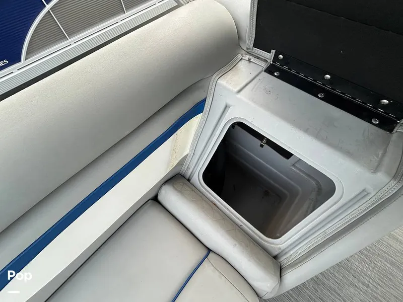 Slide: The Image of Bennington 22 S 2023 - 15678660