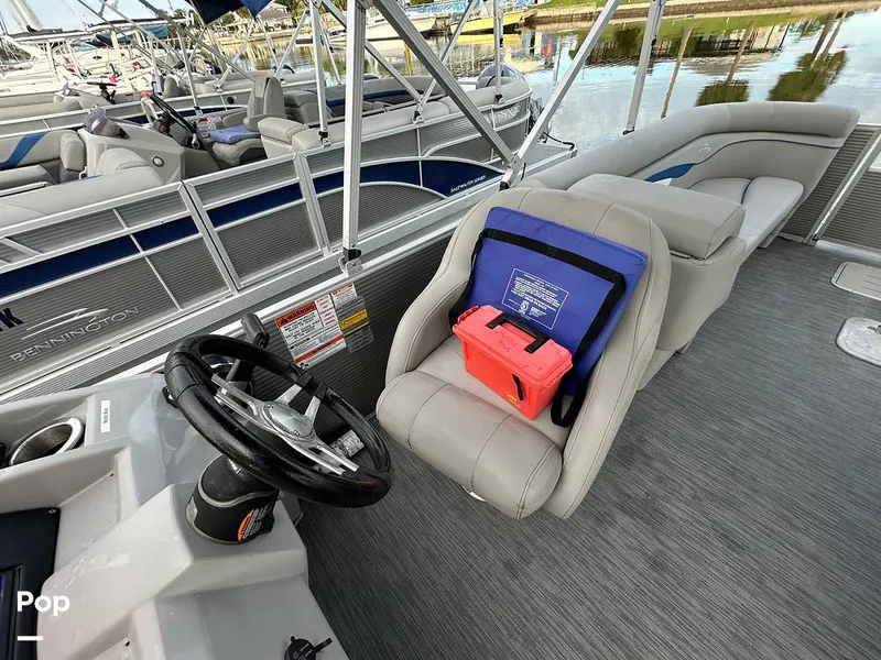 Slide: The Image of Bennington 22 S 2023 - 15678677